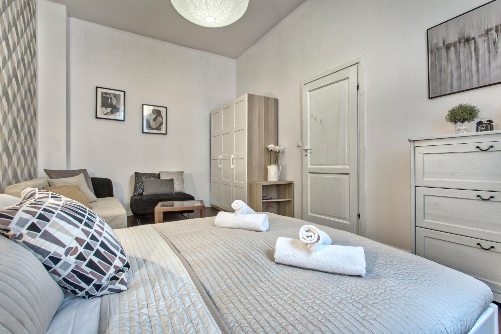 Tyzenhauz Apartments Zygmunta Augusta Street Krakow Dış mekan fotoğraf