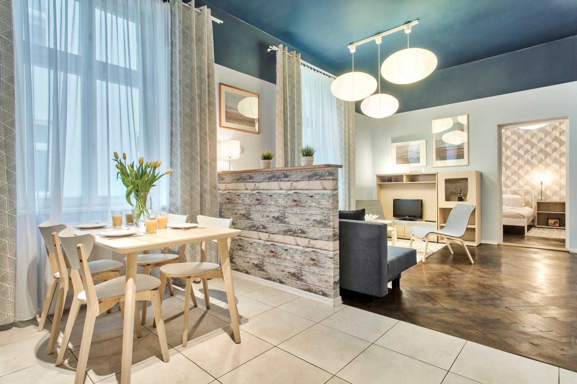 Tyzenhauz Apartments Zygmunta Augusta Street Krakow Dış mekan fotoğraf